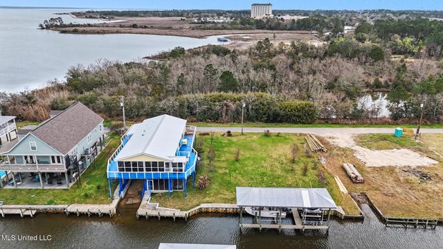 104 Wolfe Street, Bay Saint Louis, MS 39520