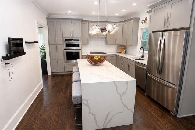 915 Renaissance Way, Roswell, GA 30076