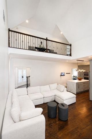915 Renaissance Way, Roswell, GA 30076