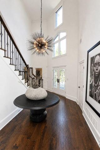 915 Renaissance Way, Roswell, GA 30076