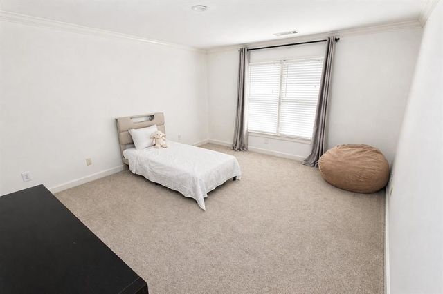 915 Renaissance Way, Roswell, GA 30076