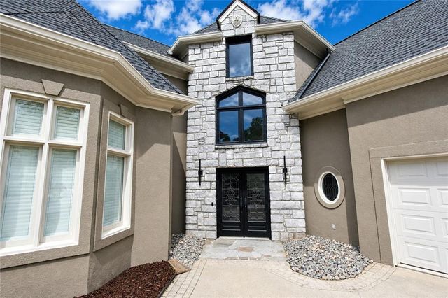 915 Renaissance Way, Roswell, GA 30076