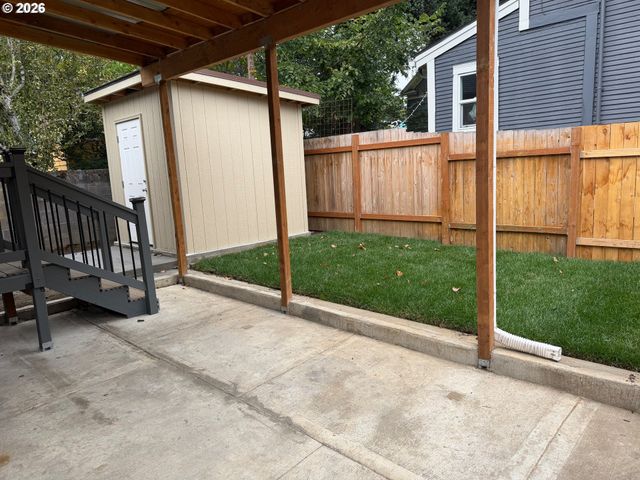428 Se 30TH Pl, Portland, OR 97214