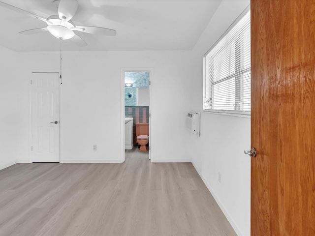 2193 NE 172nd St 2193, North Miami Beach, FL 33162