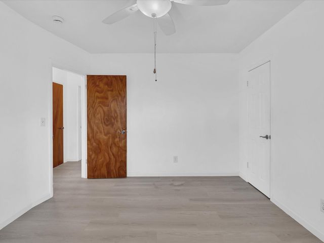 2193 NE 172nd St 2193, North Miami Beach, FL 33162