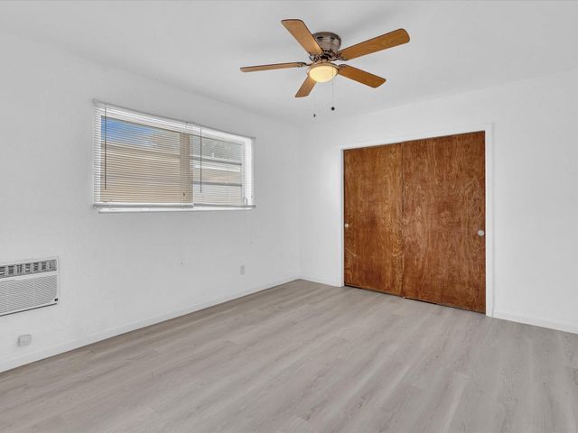 2193 NE 172nd St 2193, North Miami Beach, FL 33162