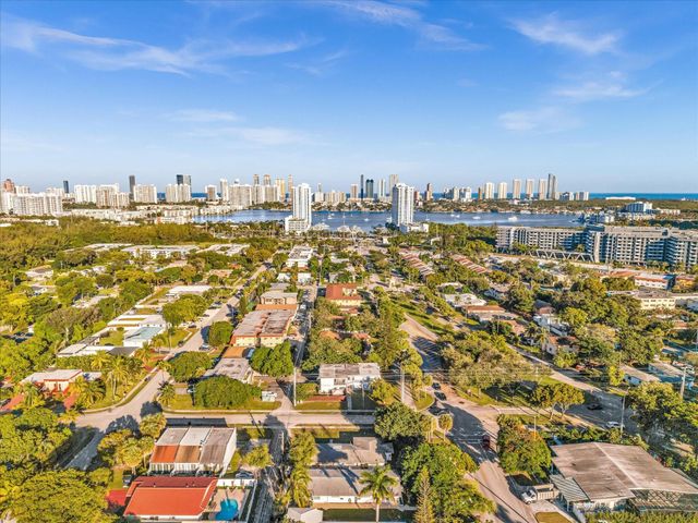 2193 NE 172nd St 2193, North Miami Beach, FL 33162