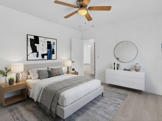 2193 NE 172nd St 2193, North Miami Beach, FL 33162