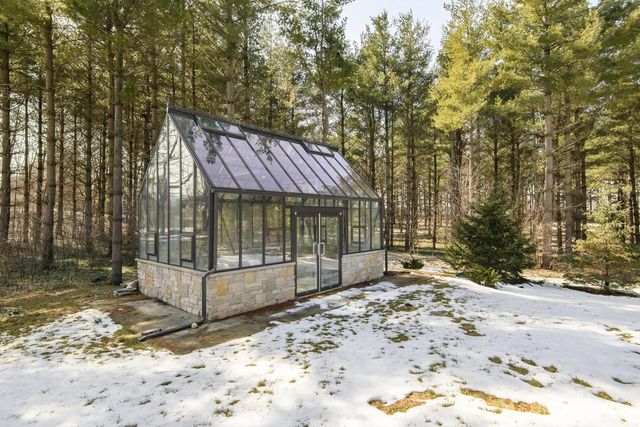 4179 Lily ROAD, West Bend, WI 53095