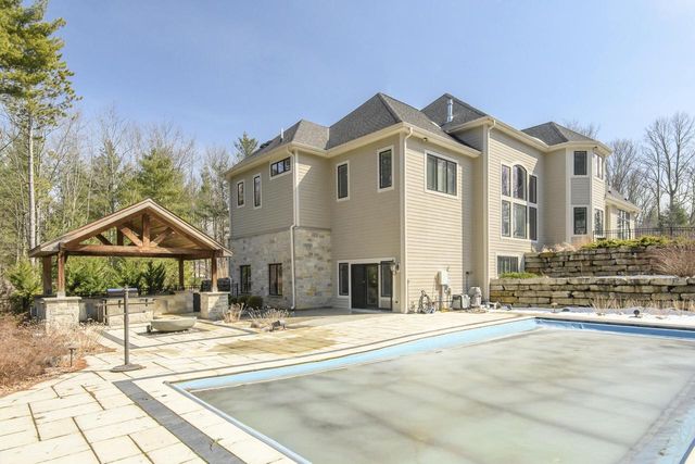 4179 Lily ROAD, West Bend, WI 53095