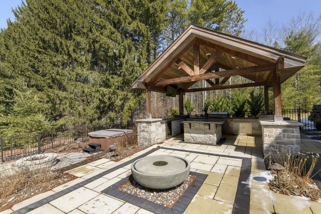 4179 Lily ROAD, West Bend, WI 53095