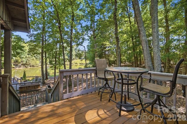 36 Water Thrush Road, Lake Wylie, SC 29710