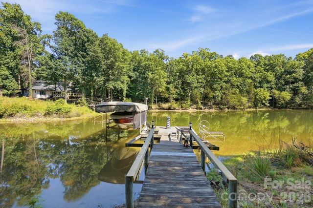 36 Water Thrush Road, Lake Wylie, SC 29710