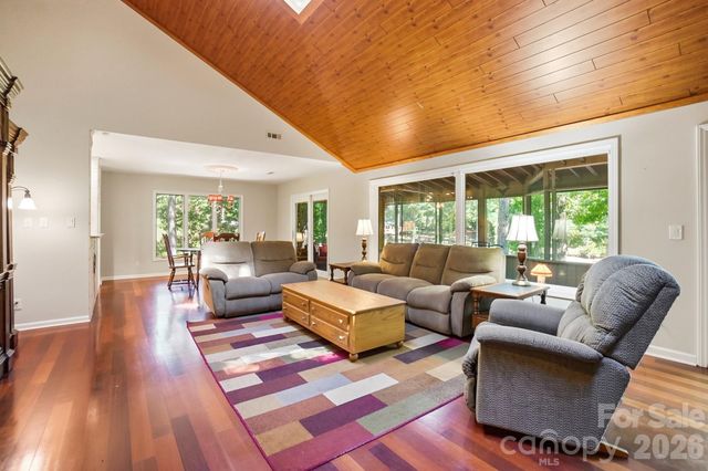 36 Water Thrush Road, Lake Wylie, SC 29710