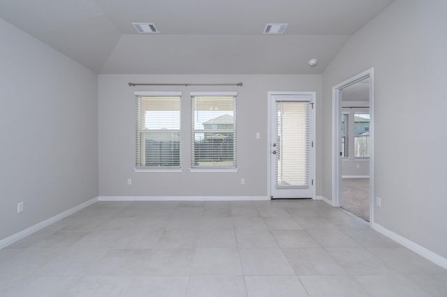 113 Outlaw DR, Liberty Hill, TX 78642