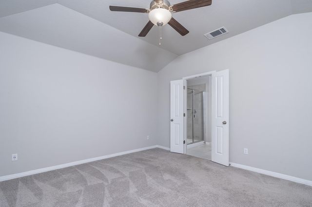 113 Outlaw DR, Liberty Hill, TX 78642