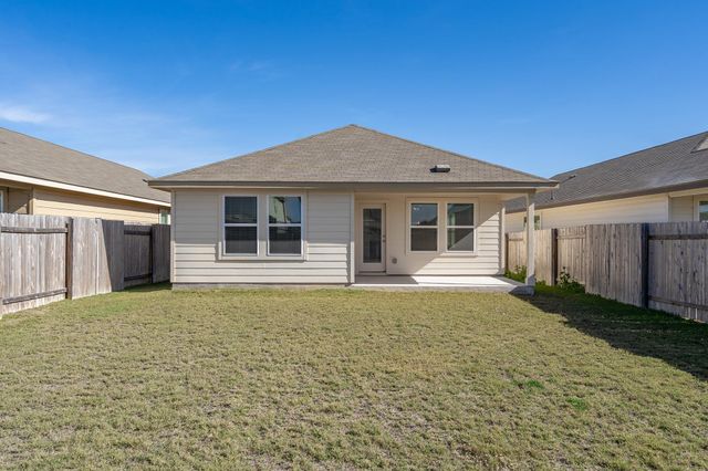 113 Outlaw DR, Liberty Hill, TX 78642