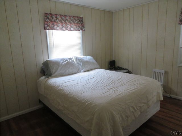 8 Pinecrest Road, New Hartford, NY 13413