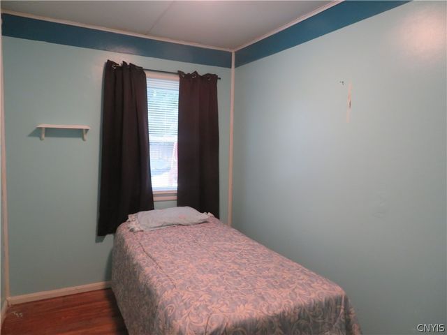 8 Pinecrest Road, New Hartford, NY 13413