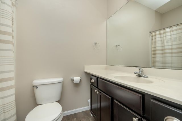 916 Forest Edge Drive, Jordan, MN 55352