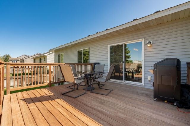 916 Forest Edge Drive, Jordan, MN 55352