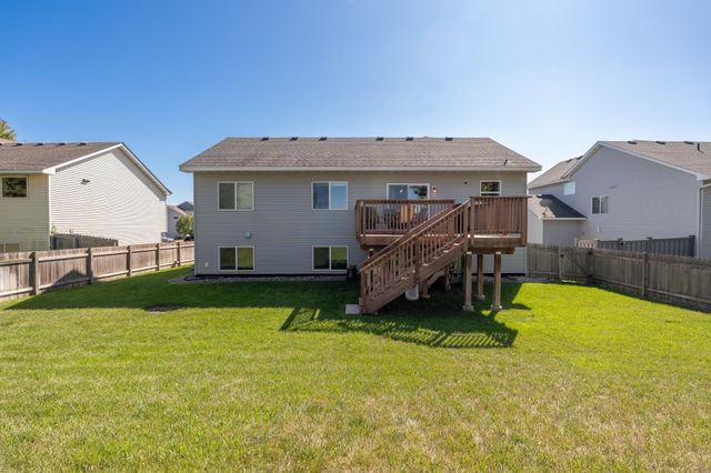 916 Forest Edge Drive, Jordan, MN 55352