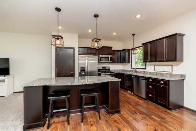 916 Forest Edge Drive, Jordan, MN 55352
