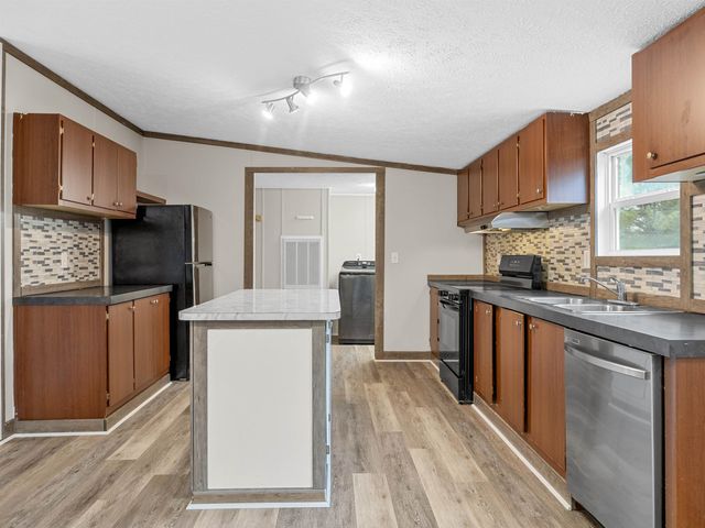 808 Old Buffalo Church Road, Blacksburg, SC 29702