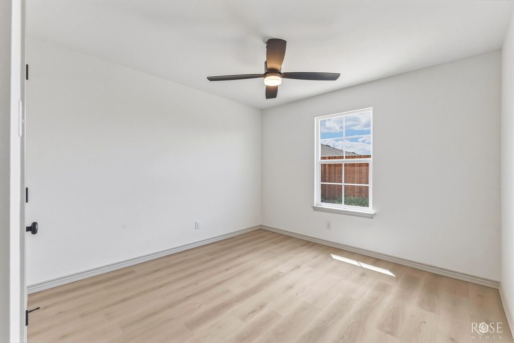 Image 14 of property listing at 1309 Johnny Lane, San Angelo, TX 76905