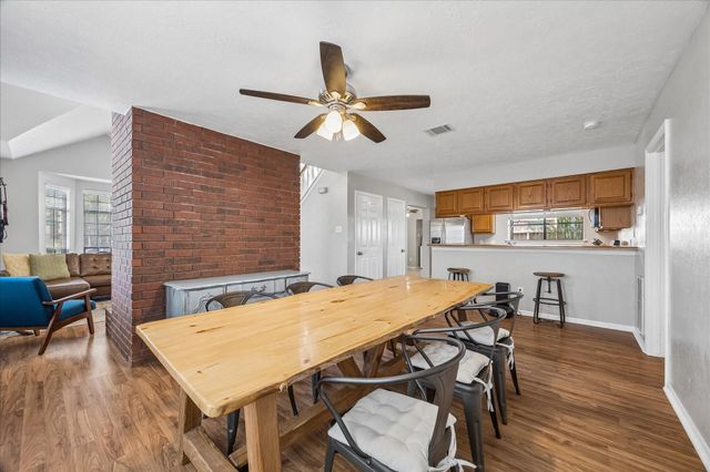 6915 Redwood Falls Drive, Pasadena, TX 77505