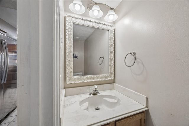 6915 Redwood Falls Drive, Pasadena, TX 77505