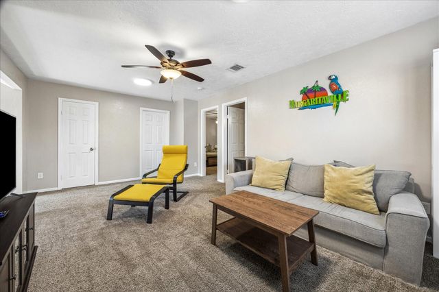 6915 Redwood Falls Drive, Pasadena, TX 77505