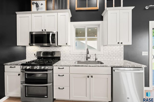 2700 E Palmer St Street, Brandon, SD 57005