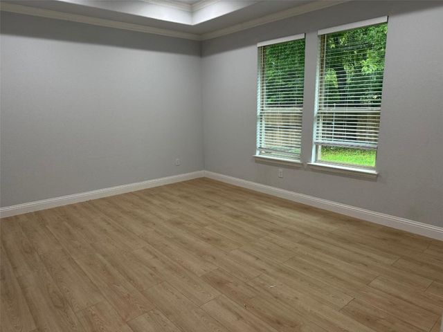 2117 Avenue B, Grand Prairie, TX 75051