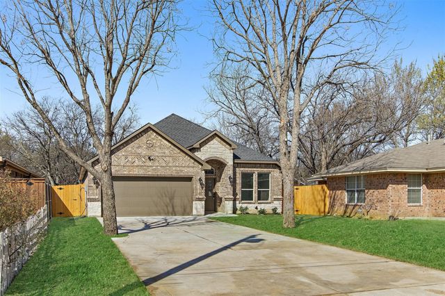 2117 Avenue B, Grand Prairie, TX 75051