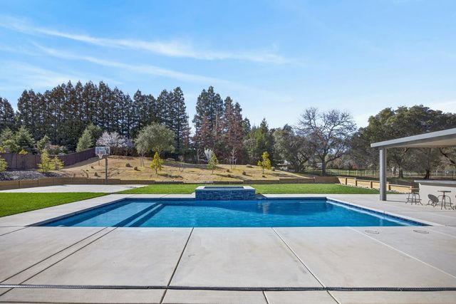 3360 Cherokee Trl, Loomis, CA 95650