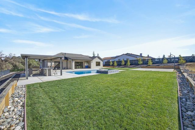 3360 Cherokee Trl, Loomis, CA 95650