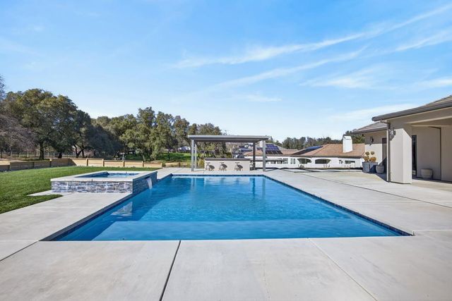 3360 Cherokee Trl, Loomis, CA 95650