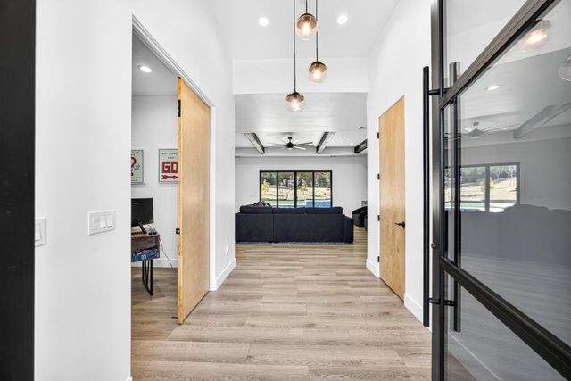 3360 Cherokee Trl, Loomis, CA 95650