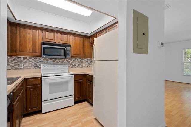 2609 E CHURCH STREET, Orlando, FL 32803
