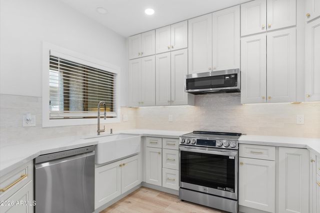 3006 N 37TH Street 4, Phoenix, AZ 85018