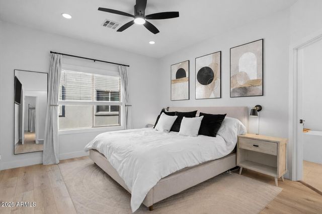 3006 N 37TH Street 4, Phoenix, AZ 85018