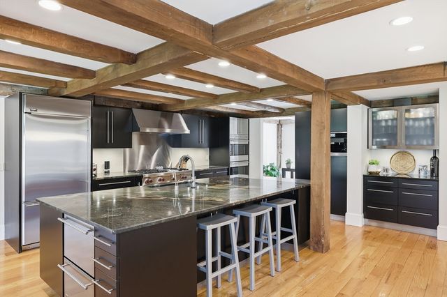330 Lowell Road, Concord, MA 01742