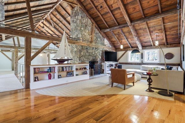 330 Lowell Road, Concord, MA 01742