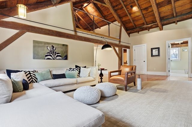 330 Lowell Road, Concord, MA 01742
