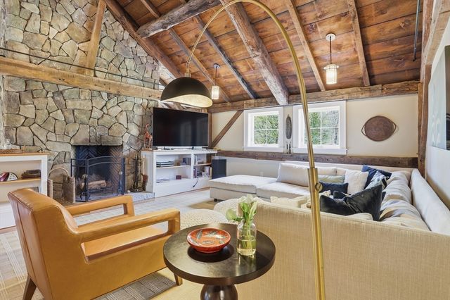 330 Lowell Road, Concord, MA 01742