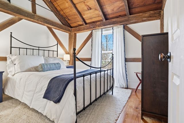 330 Lowell Road, Concord, MA 01742