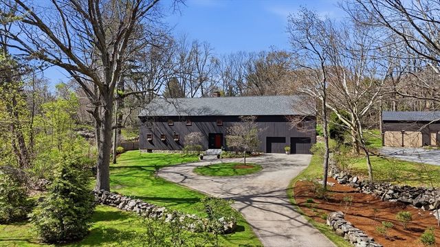 330 Lowell Road, Concord, MA 01742