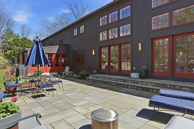 330 Lowell Road, Concord, MA 01742