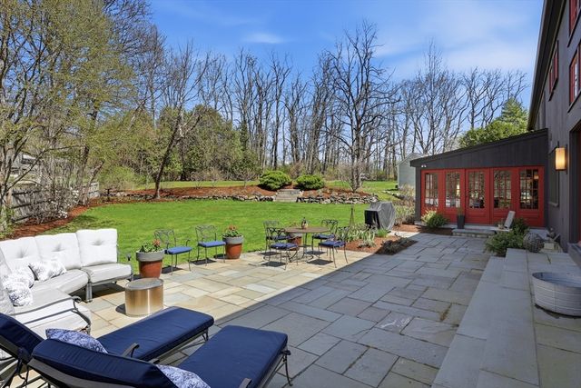 330 Lowell Road, Concord, MA 01742